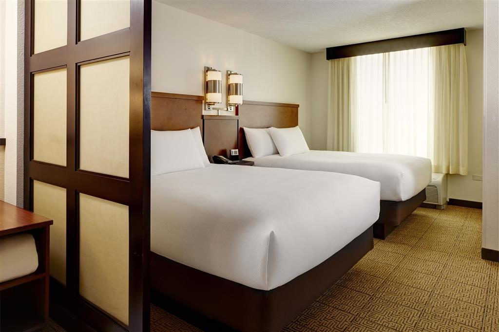 Hyatt Place Airport 3*