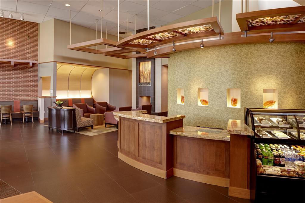 Hyatt Place Airport Hotel